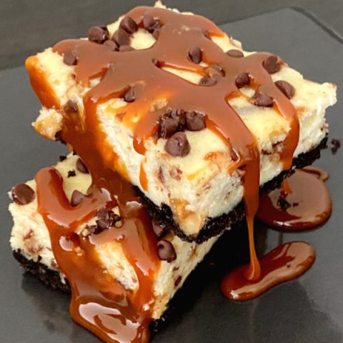 snickers cheesecake bars