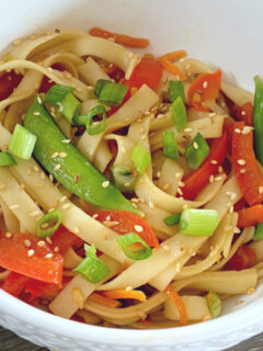 vegetable lo mein in white bowl
