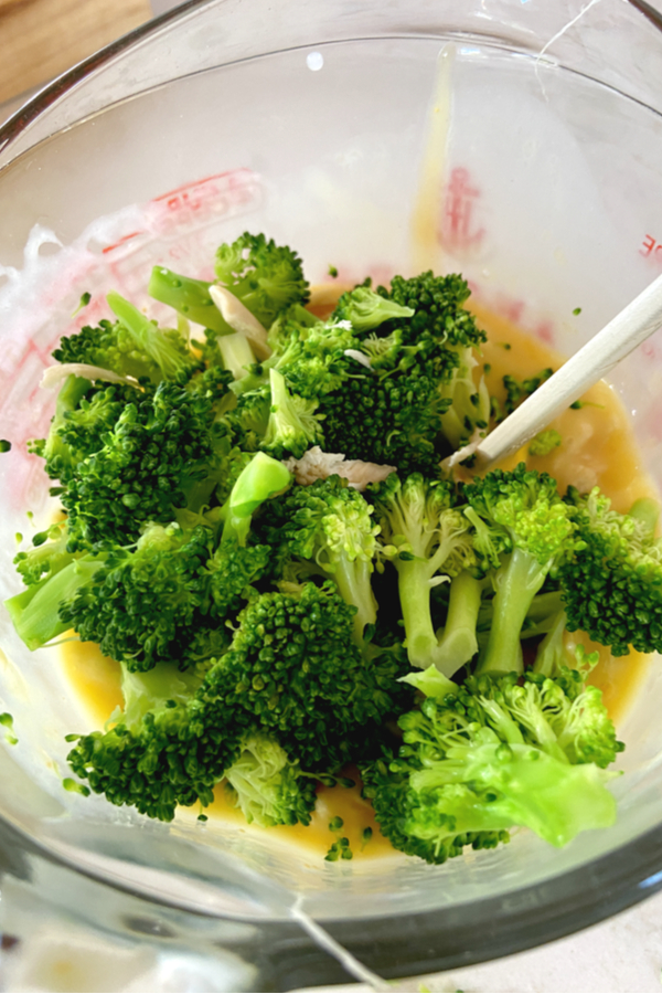 broccoli florets in cream of chicken soup