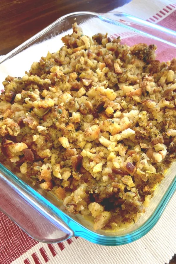 chicken broccoli stuffing casserole