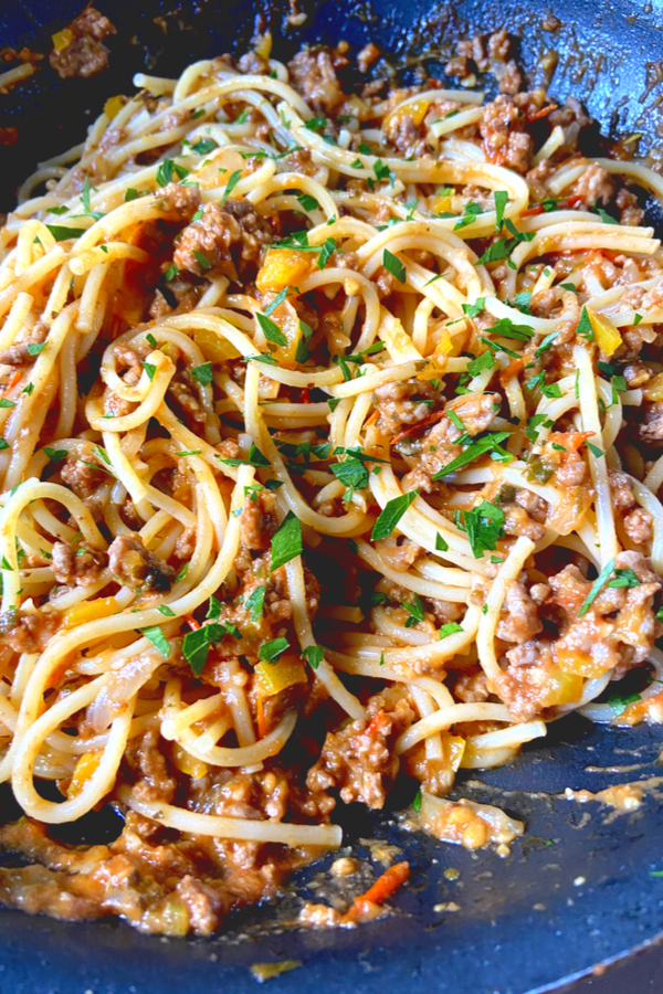 spaghetti in skillet 
