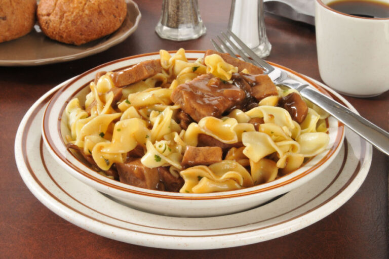 crock pot beef tips and noodles