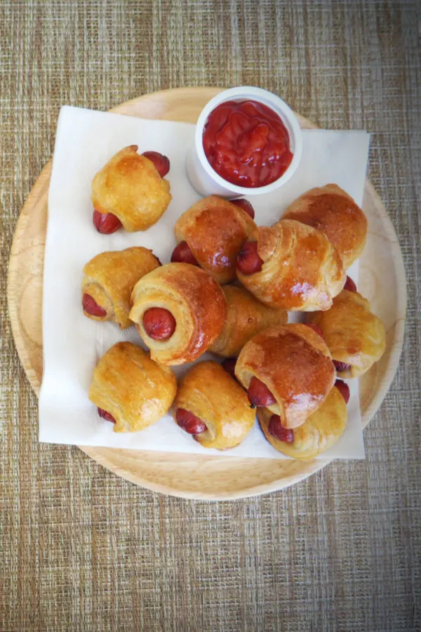 pigs in a blanket with ketchup 