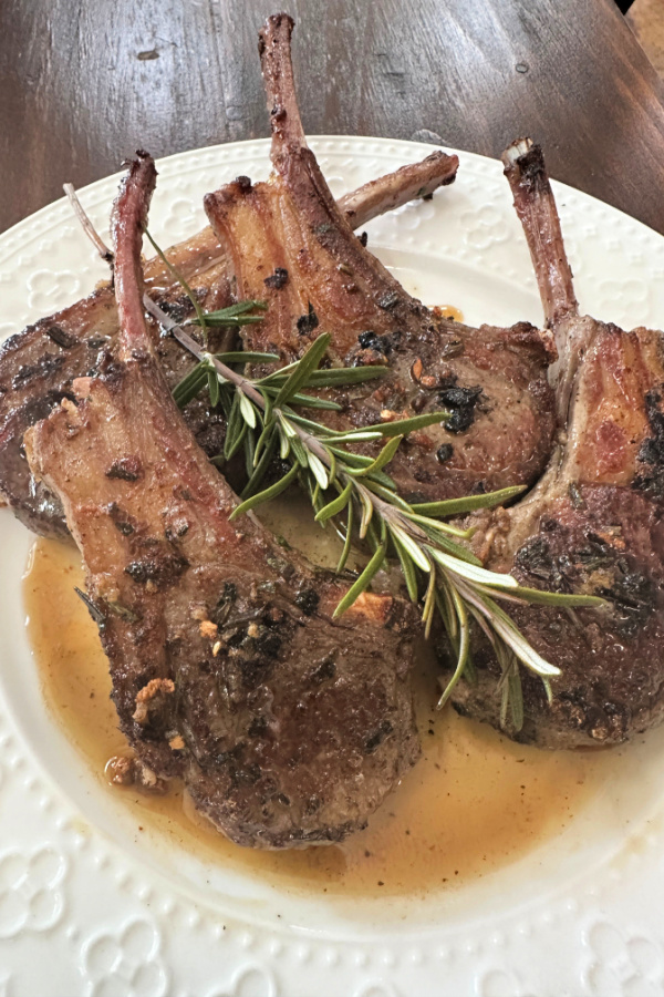 pan seared lamb chops with rosemary on top
