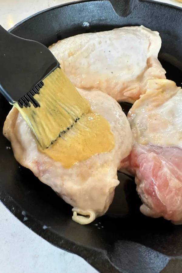 mustard spread on meat