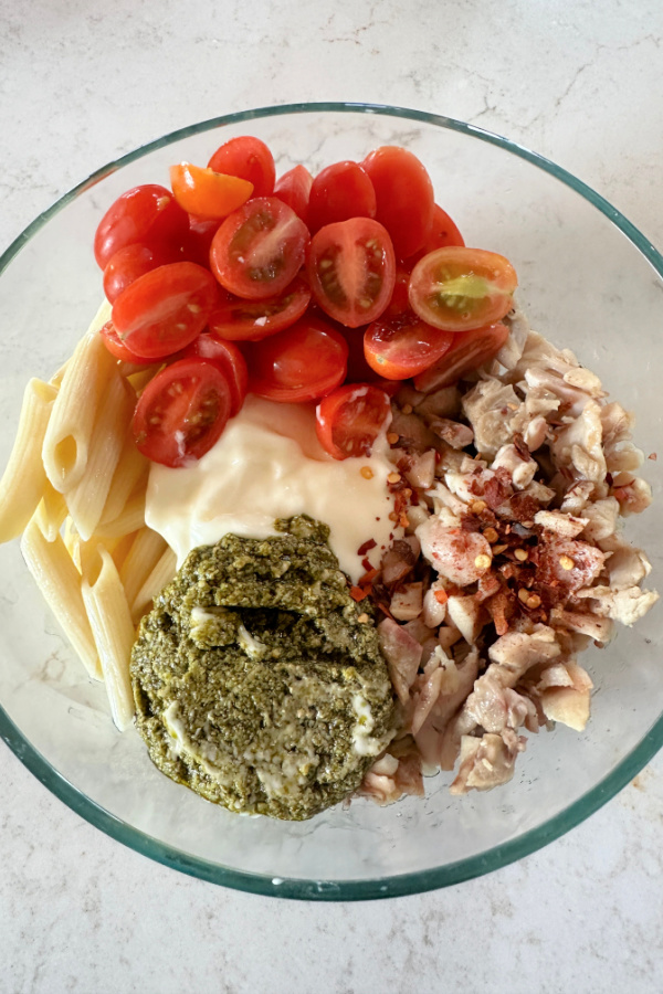 pesto chicken pasta salad ingredients 
