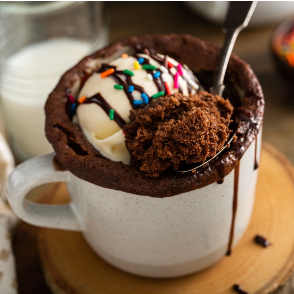 Coffee Cup Brownie Recipe (1 Minute Microwave Brownie Recipe)