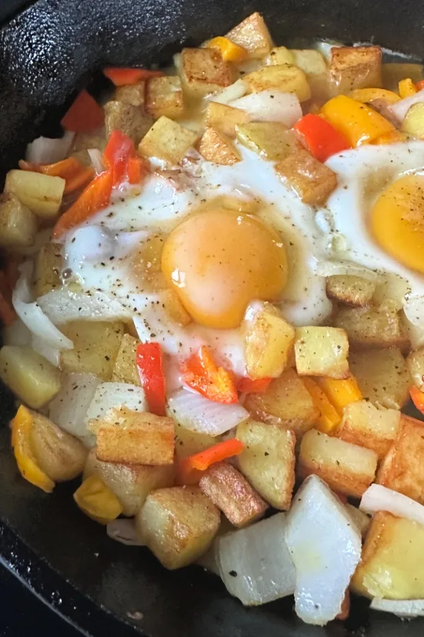 skillet potatoes and eggs