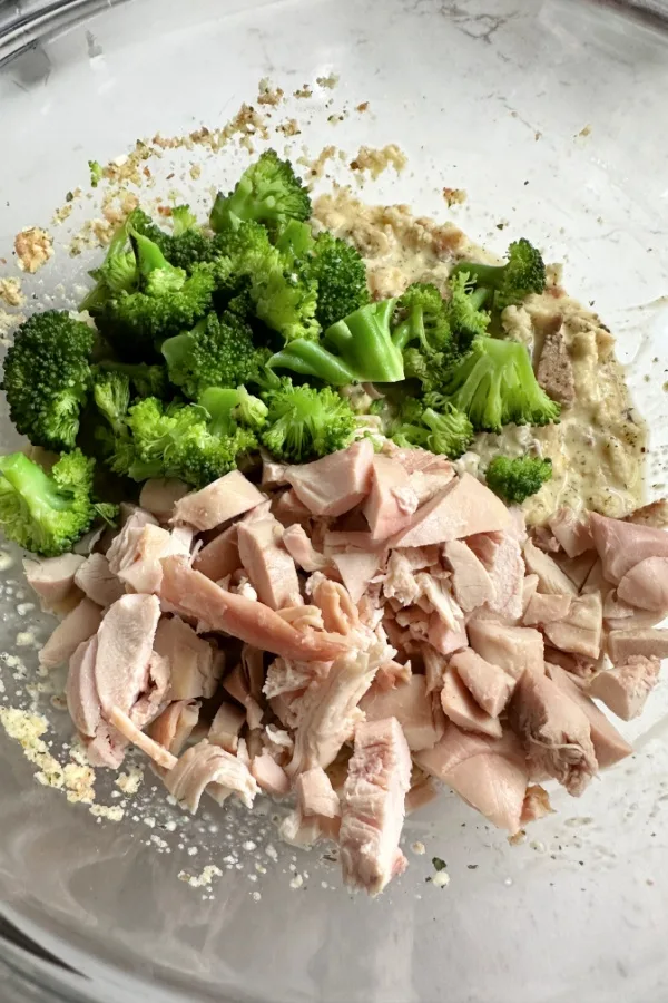 chicken and broccoli with stuffing for casserole