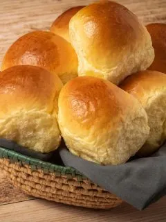 no yeast dinner rolls