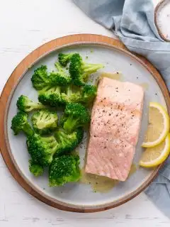 sheet pan salmon and broccoli