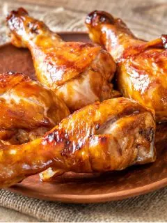 grilled barbecue chicken legs