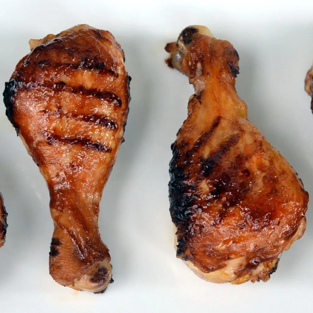 grilled barbecue chicken legs