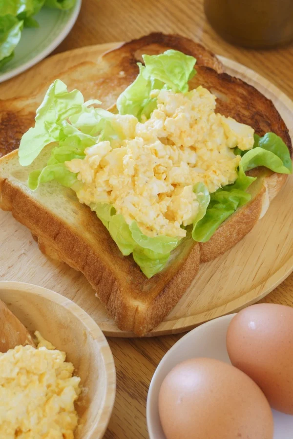 classic egg salad on lettuce and toast