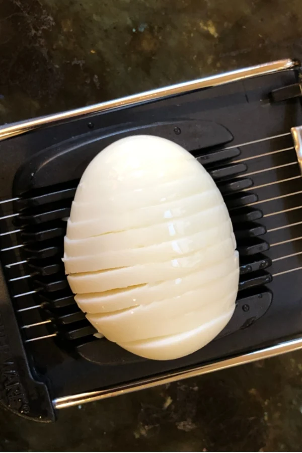 egg slicer