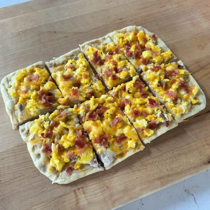 whole breakfast pizza